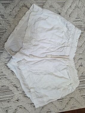 Women's White Drawstring Lounge Shorts